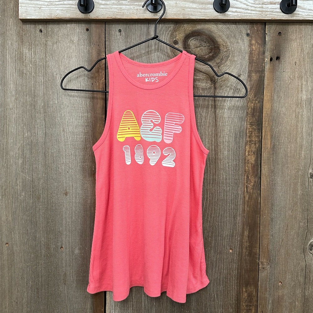 Abercrombie Kids Graphic Ribbed Tank Top in Peachy Pink Size 11/12 Girls